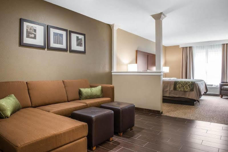 Comfort Inn & Suites Πίτσμπουργκ Εξωτερικό φωτογραφία